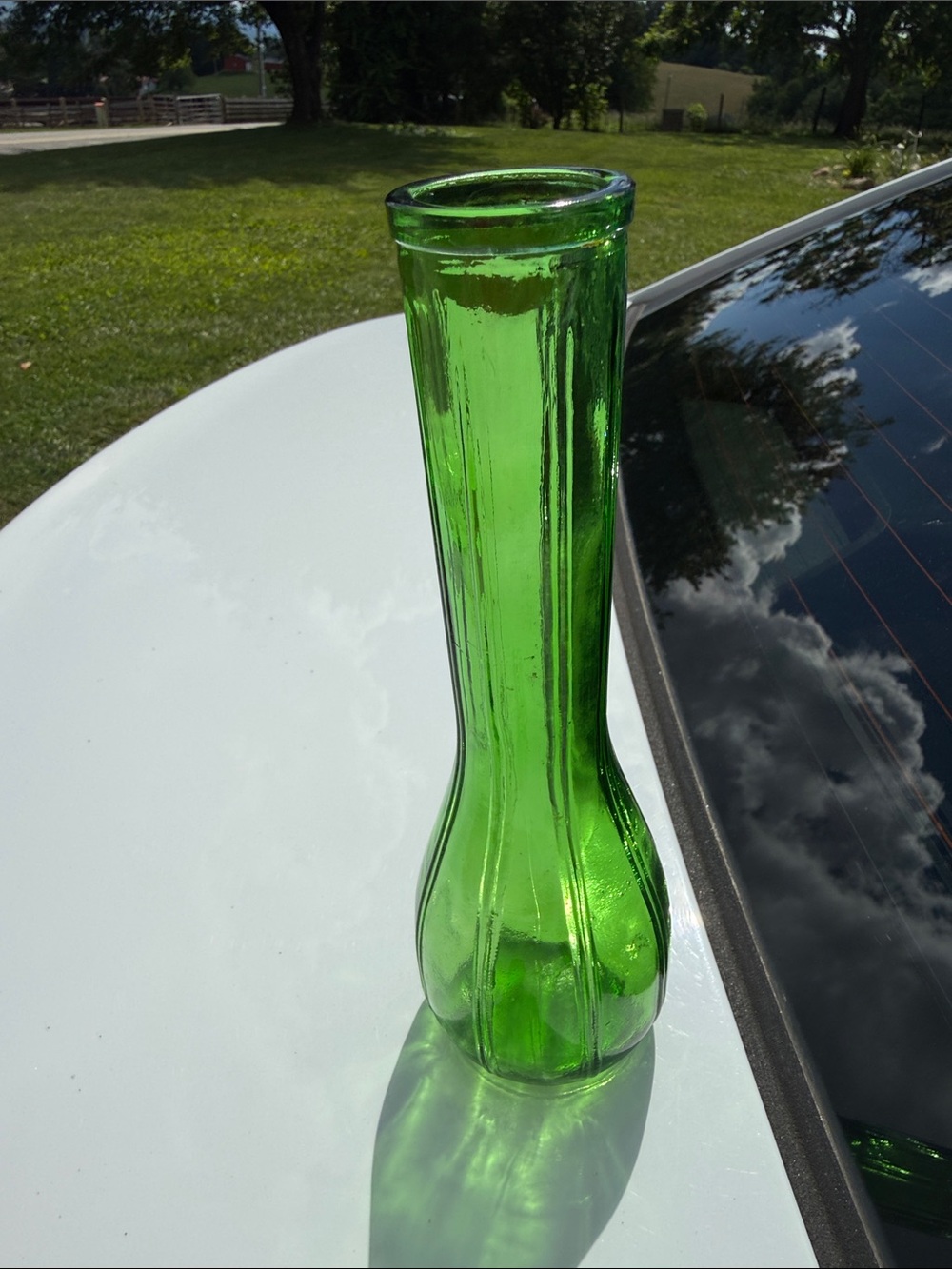 Hand-Blown Green Glass Bud Vase - Classic Narrow Neck